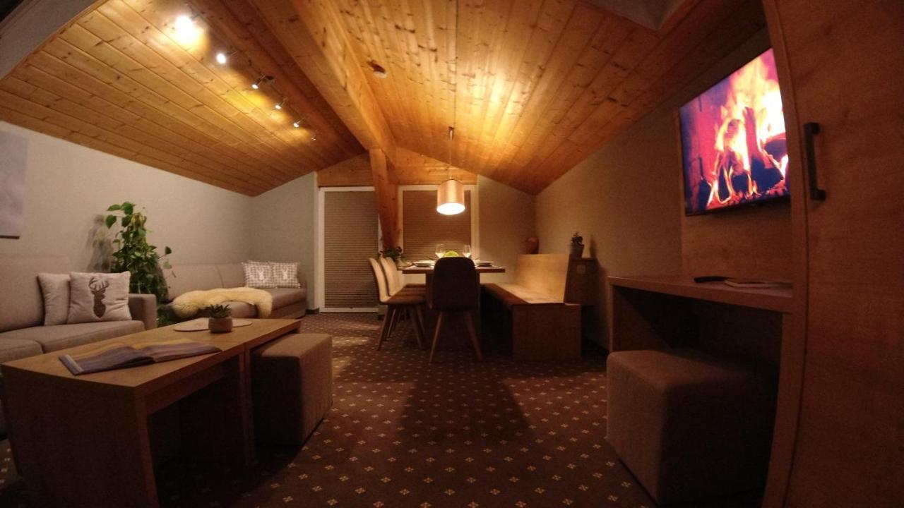 Haus Alpengluehen Ehrwald Exterior foto