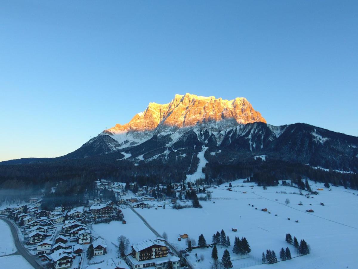 Haus Alpengluehen Ehrwald Exterior foto